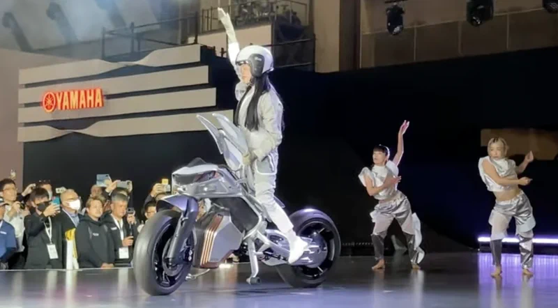 Yamaha Motoroid: Az AI őrangyalod két keréken?