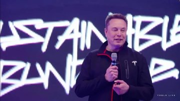 Tesla 2025: Robotok, robotaxik és végtelen pénz