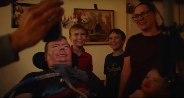 Grok befejezi a mondatait, a Neuralink olvassa a gondolatait