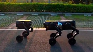A Direct Drive Tech D1 egy moduláris robot Voltron