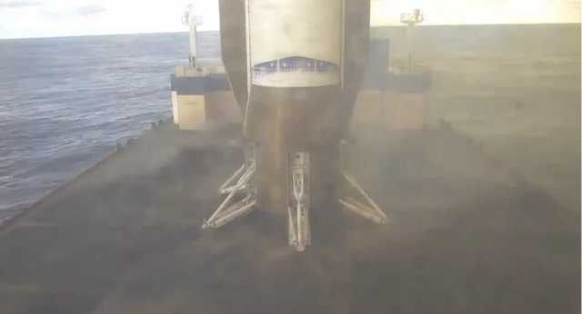 Bezos csatlakozik a rakétaleszállók klubjához 25 év után