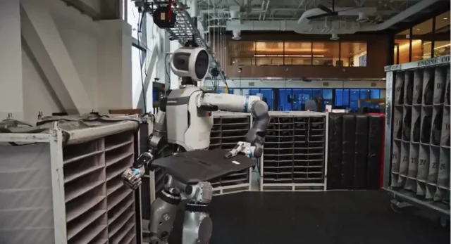 Hyundai Orders Thousands of Atlas Humanoid Robots