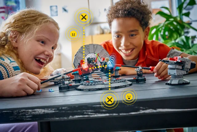 LEGO bemutatta a képernyőmentes SMART Bricks-eket