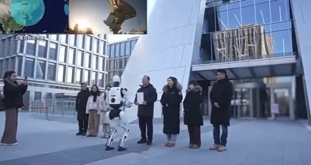 Búcsú a Wi-Fitől: Műholdról vezérlik a kínai Tiangong robotot