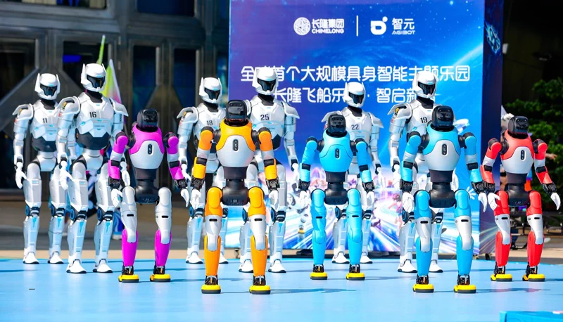 Agibot: 20 000 robot és egy 300 fős sereg egy vidámparkban
