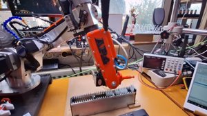 AR4 robotkar virtuális irányítást kap a 6.0-s frissítésben