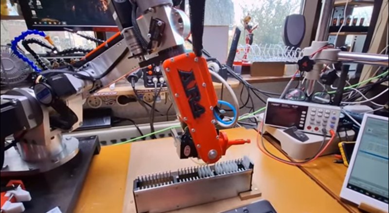 AR4 robotkar virtuális irányítást kap a 6.0-s frissítésben