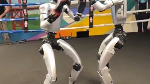 Robot Rumble: VR-irányítású robotok készülnek a csatára