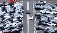 A Tesla felügyelet nélküli FSD-je szállítja az autókat a Giga Berlinben