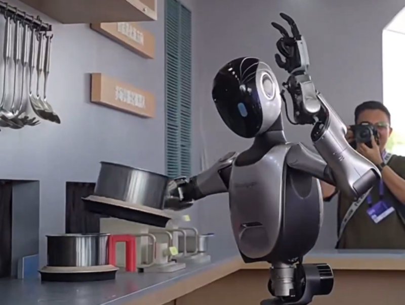 Robotszakácsok: az Ant Group bemutatta a konyhai AI-asszisztenst