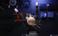 A LinkerBot ügyes robotkezei: Ugrás a robotmanipuláció világában