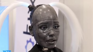 Ismerd meg Davidet, a Realbotix robotot, mágneses személyiséggel