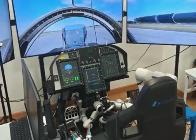 The Robot Arm Proving Your Flight Sim Doesn't Lie