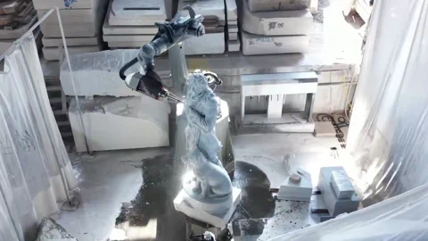 Robotkar ébreszti fel Michelangelót a Monumental Labs-nél