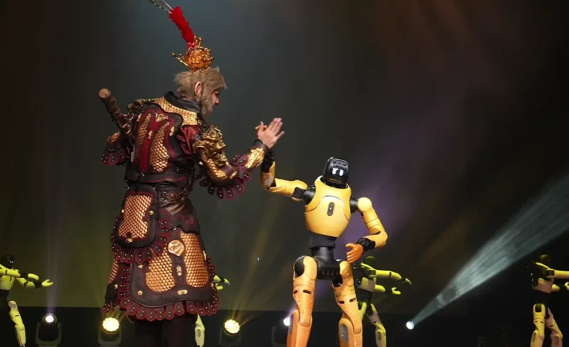 Az AGIBOT 40 robotból álló serege a Majomkirály legendáját adja elő
