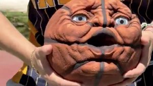 Ismerd meg OLD BALL-t: A beszélő kosárlabdát, tele attitűddel