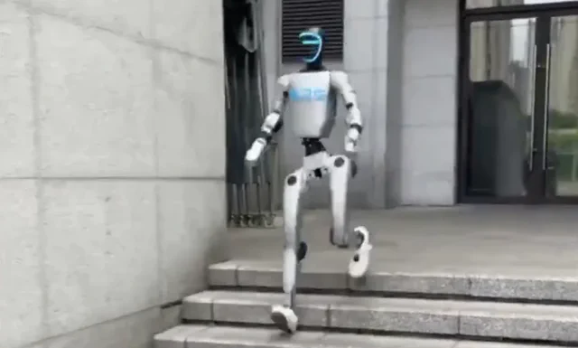Unitree G1 Robot Conquers Stairs in Impressive Display